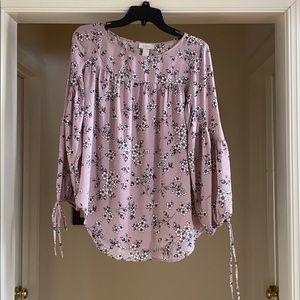 Lavender Blouse with Flower Blossoms Design!
